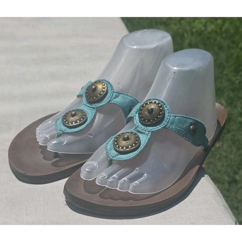 Moss (Owl Logo) Sz 9 Aqua blue leather upper/Brown Rubber Sole Flip flops